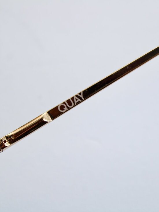 QUAY Line Up Gold Metal Frame Oval 41mm Sunglasses in Tortoise Smoke 6438724 main image 7